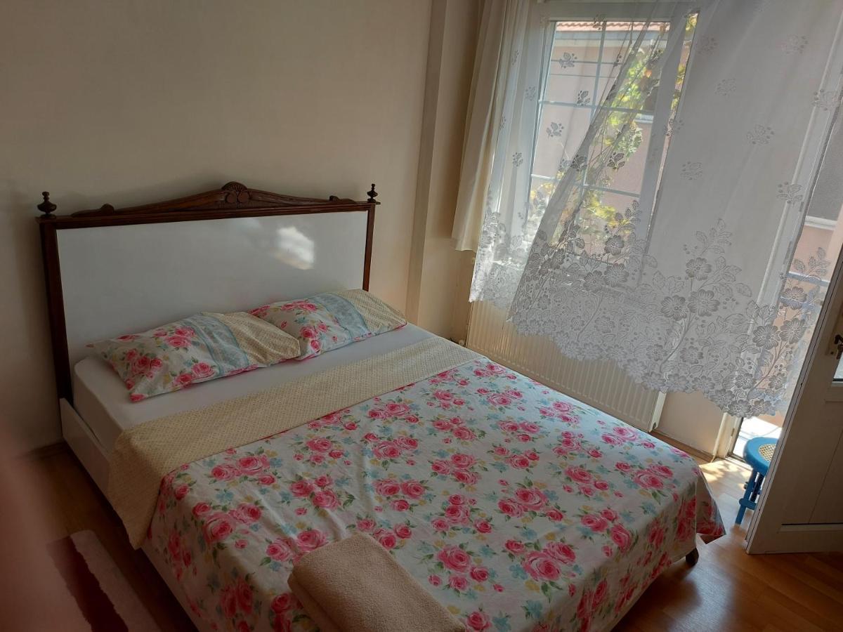 Celil Pansiyon Ayvalı Esterno foto